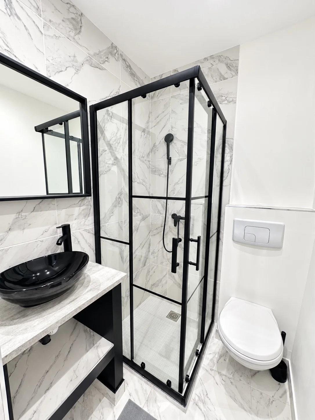 Studio Black & White à Menton – vue du logement 3