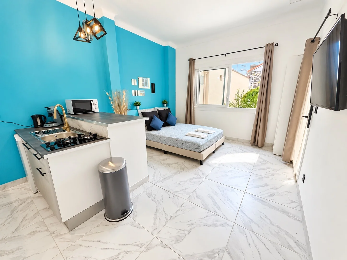Studio Bleuté à Menton – photo 1