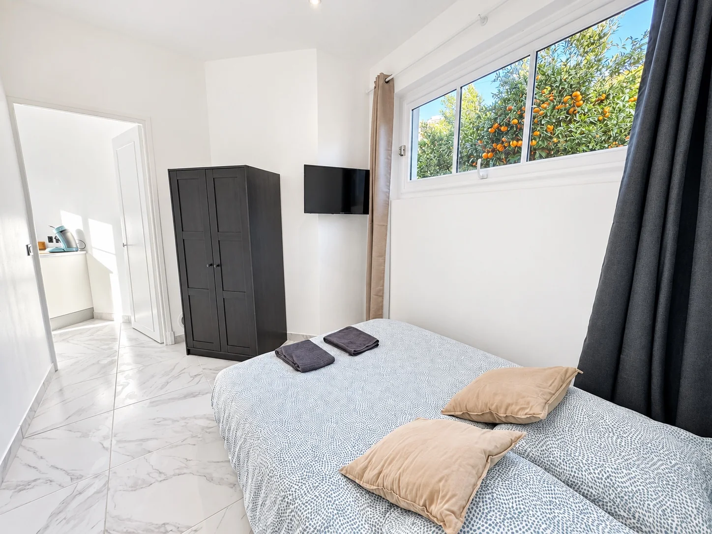 Suite Azur à Menton – vue du logement 1
