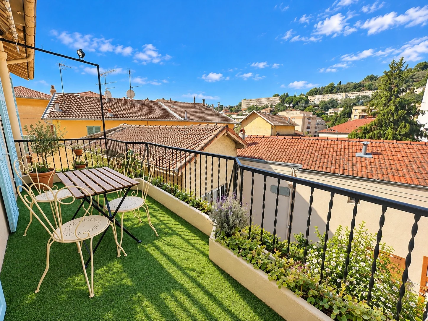 Suite Terrasse à Menton – photo 1